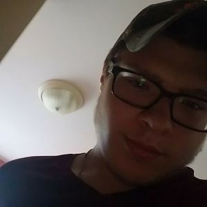 Meet your Posher, Kamil